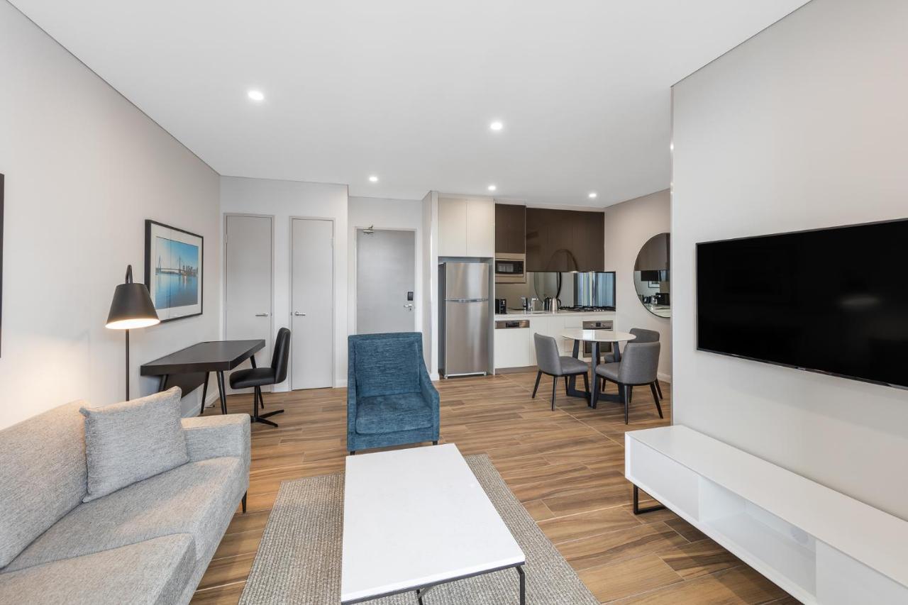 فندق أجنحة ميريتون كاورد ستريت، ماسكوت سيدني المظهر الخارجي الصورة A typical apartment at the hotel