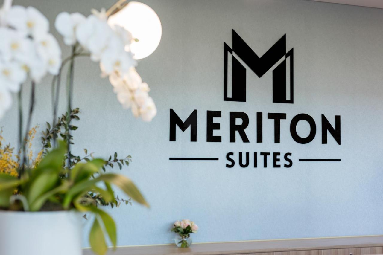 فندق أجنحة ميريتون كاورد ستريت، ماسكوت سيدني المظهر الخارجي الصورة Meriton Suites